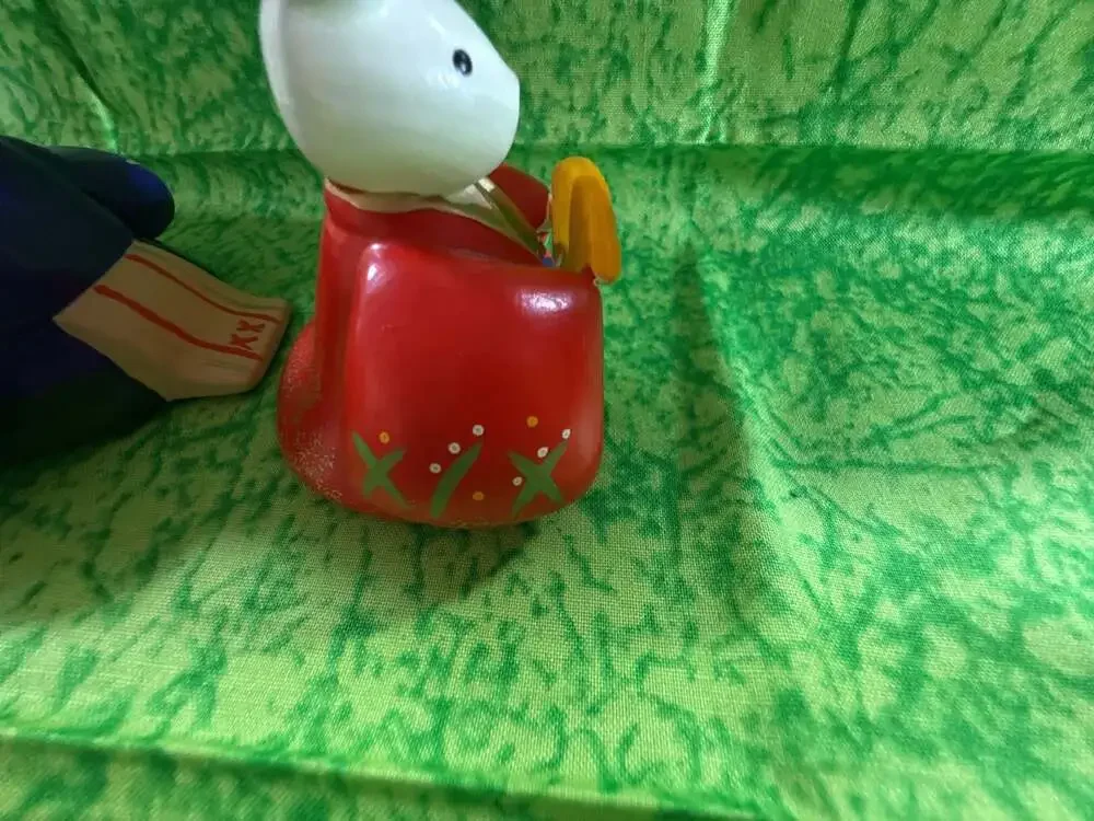 Japanese Ceramic Rabbit Hina Dolls Emperor and Empress Pair Mino Ware